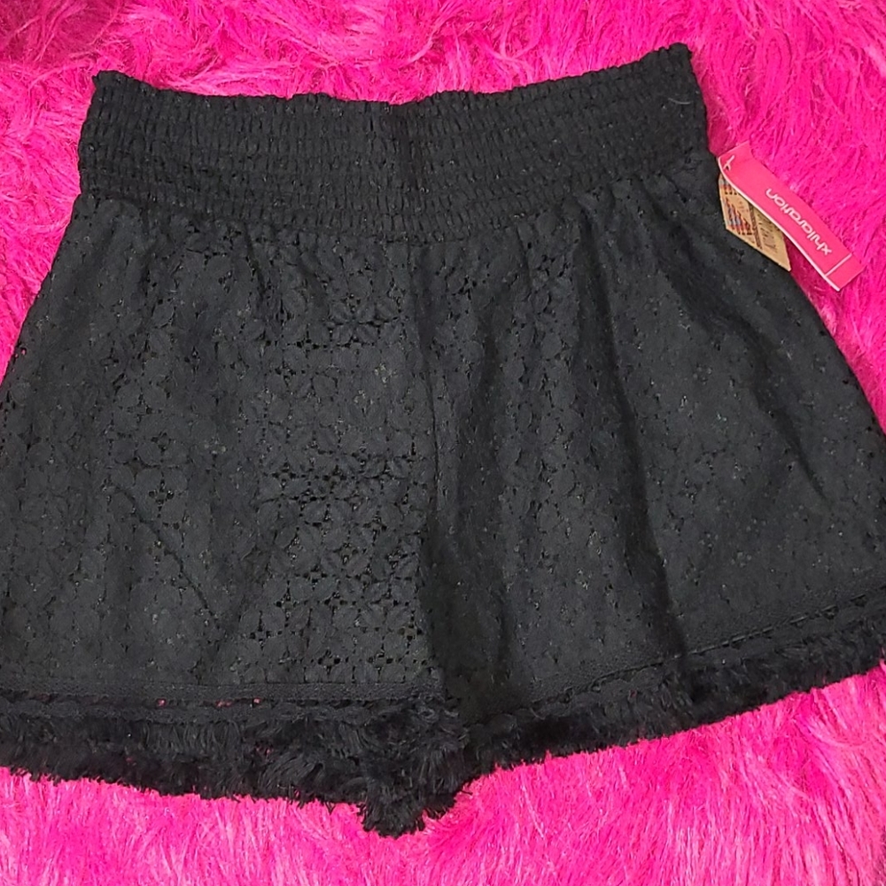 Black shorts w/Fringe Detail*